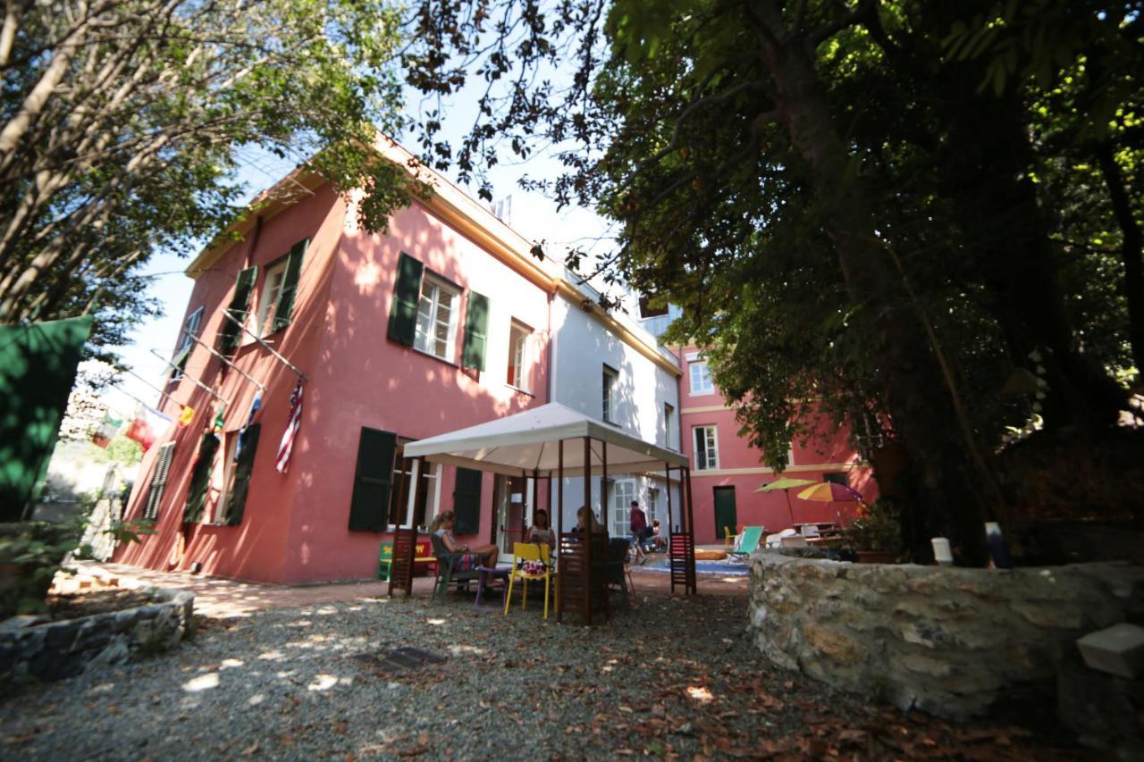 Castle Hostel Genua Zewnętrze zdjęcie