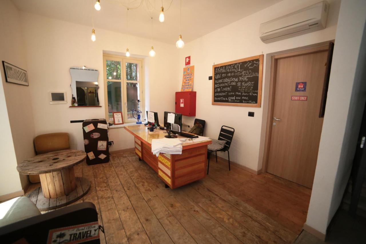 Castle Hostel Genua Zewnętrze zdjęcie