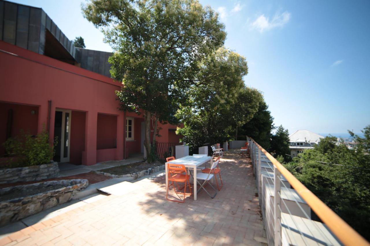 Castle Hostel Genua Zewnętrze zdjęcie