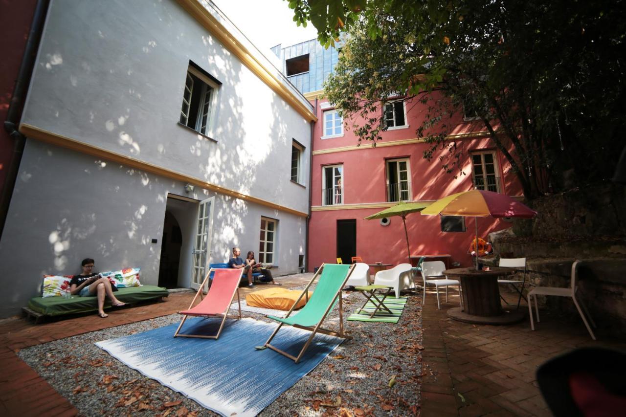 Castle Hostel Genua Zewnętrze zdjęcie