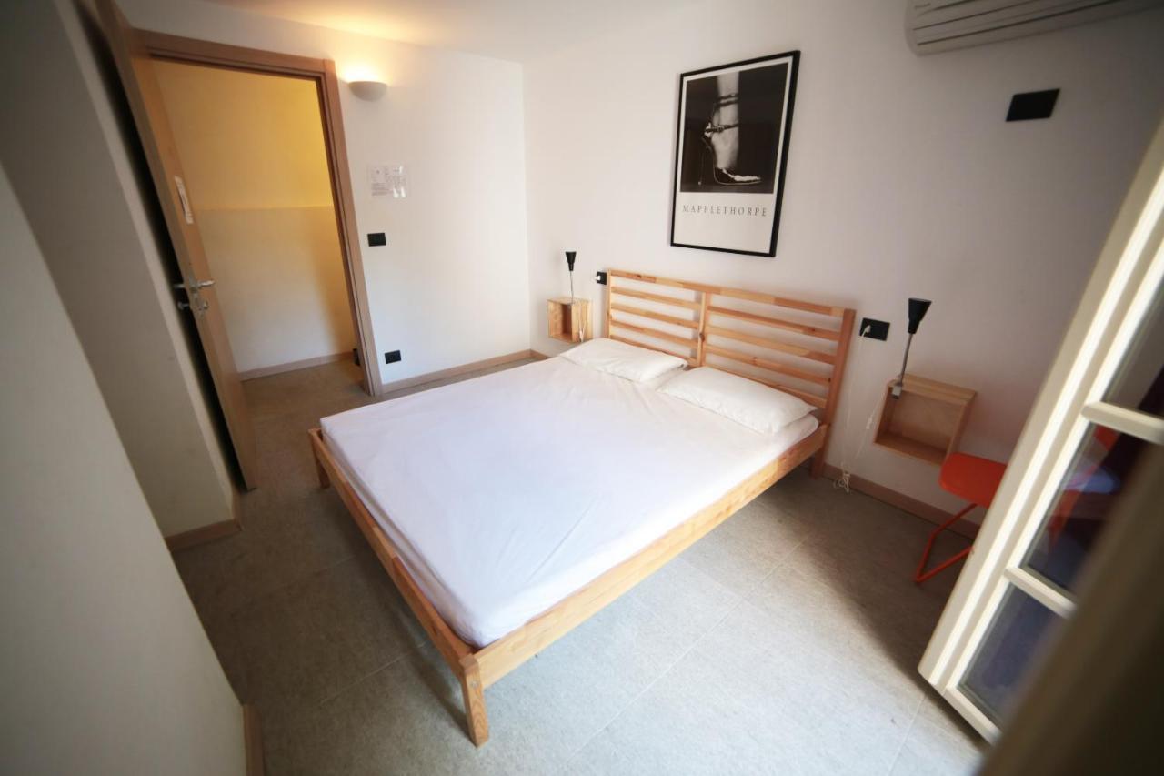 Castle Hostel Genua Zewnętrze zdjęcie